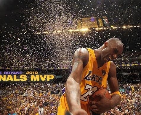 Kobe Bryant, bliski portret ukazujący jego determinację i dziedzictwo.